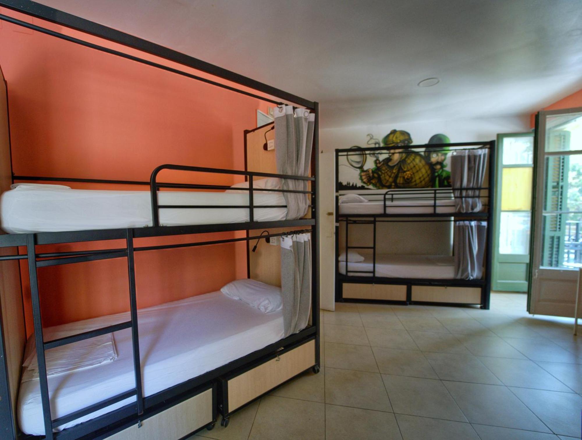 Bed 8-Bed Female Dormitory Room Ensuite